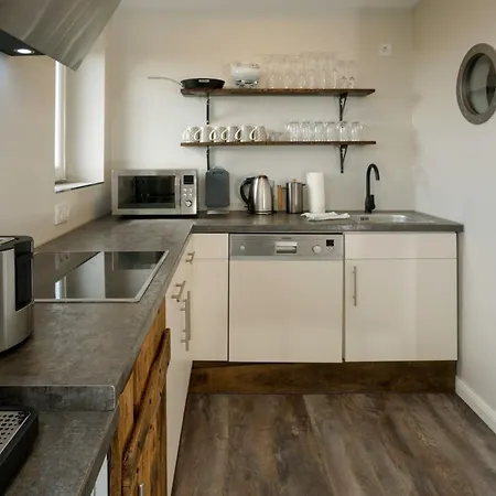 Apartamento Haus Seebl App 7 - Kapitans-suite Hörnum